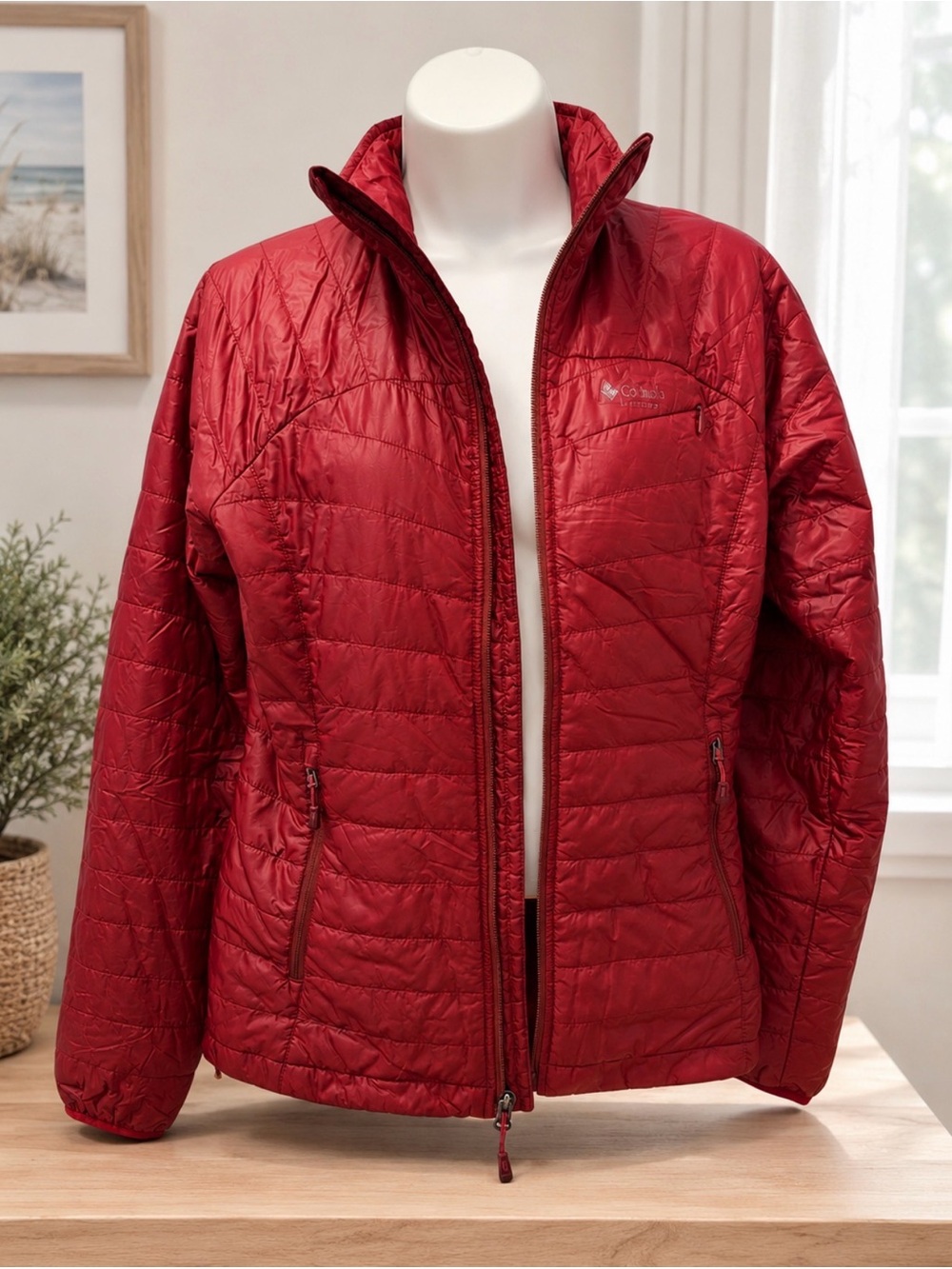 REI red lightweight insulated quilted jacket size small